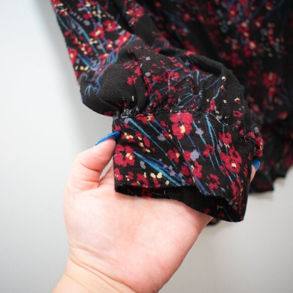 Nine West Women's Top Floral Viscose Collared Long Sleeve Button Down Size XL - Picture 2 of 4